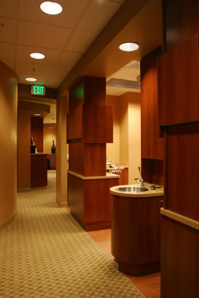 Interior hygiene hallway photo at Puyallup WA dental practice: Johns Family Dentistry