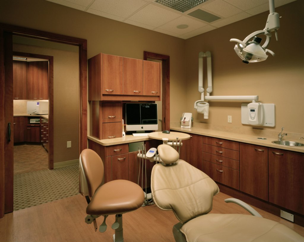 Interior Operatory photo at Puyallup WA dental practice: Johns Family Dentistry